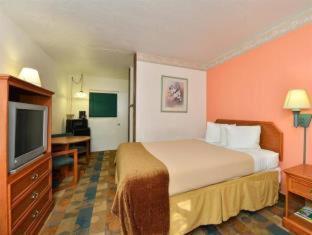 Budget Inn Of Okeechobee Oda fotoğraf
